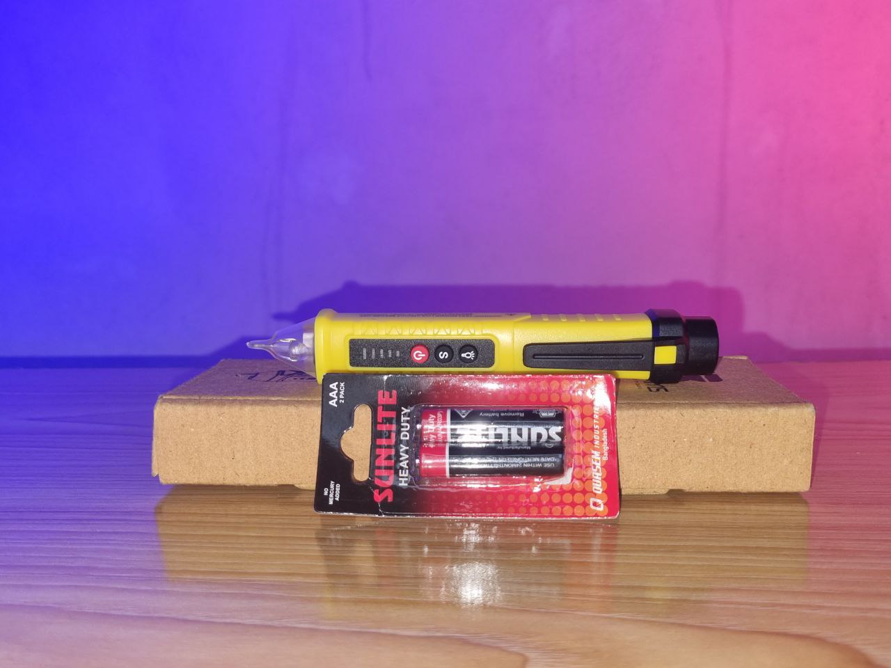 ac voltage detector m100